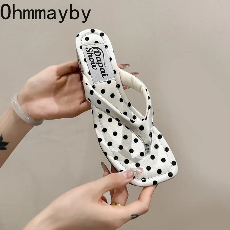 Women's Polka Dot Wedge Slippers – Summer Clip Toe Slides