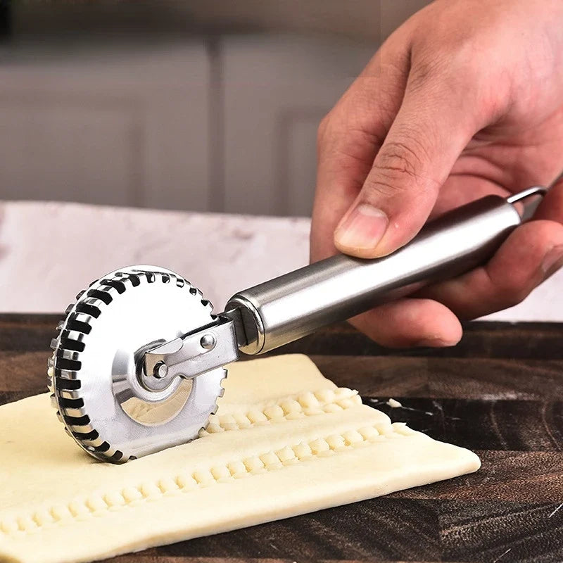 Stainless Steel Ravioli Cutter & Pastry Crimping Wheel