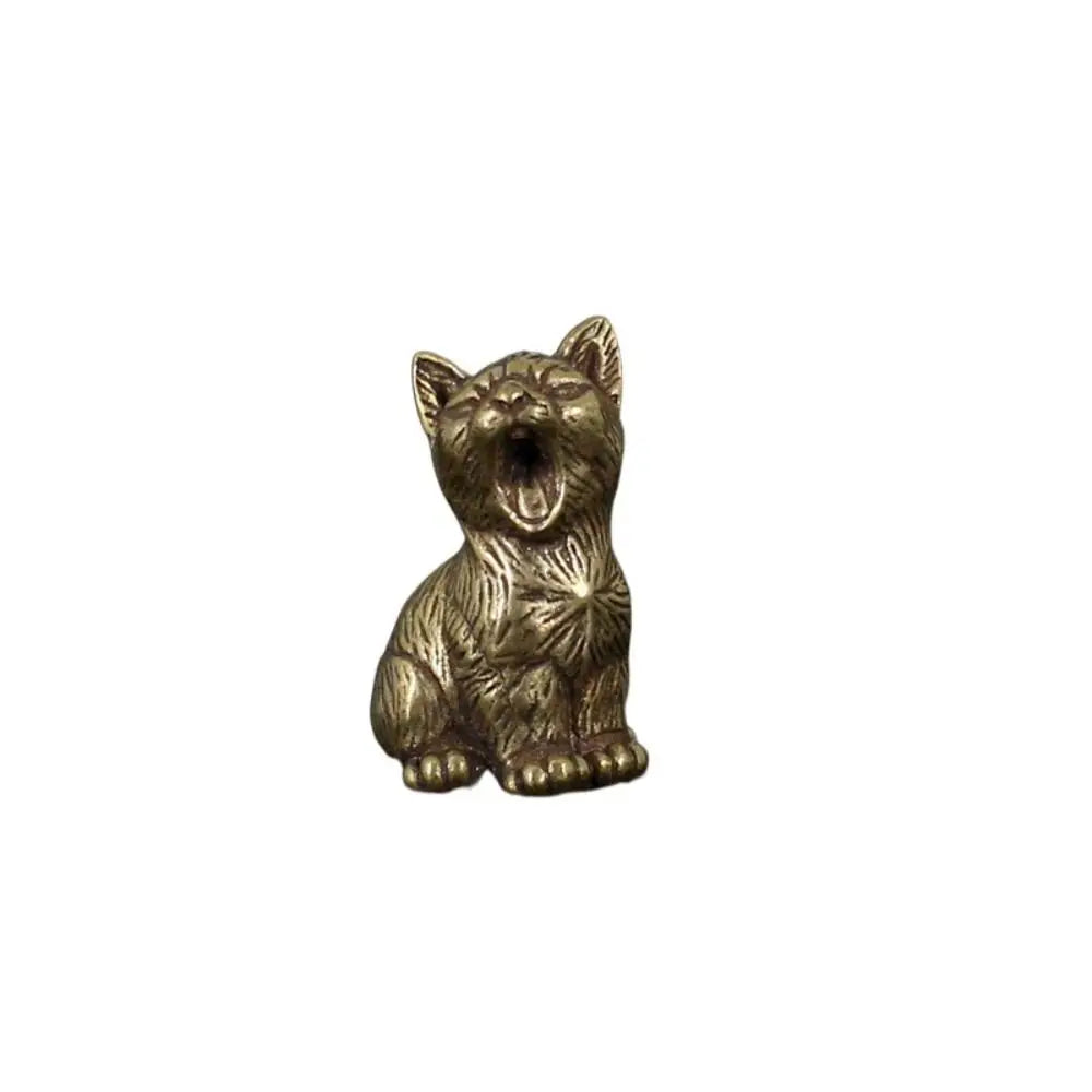 Brass Cat Figurine – Retro Mini Metal Tea Pet Statue Decor