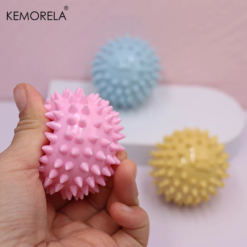 KEMORELA Dog Paw Print Thorn Ball TPR Chew Toy – Small Dogs