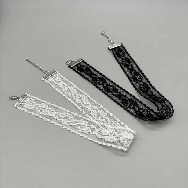Short Lace Choker Necklace for Women – Black & White Floral