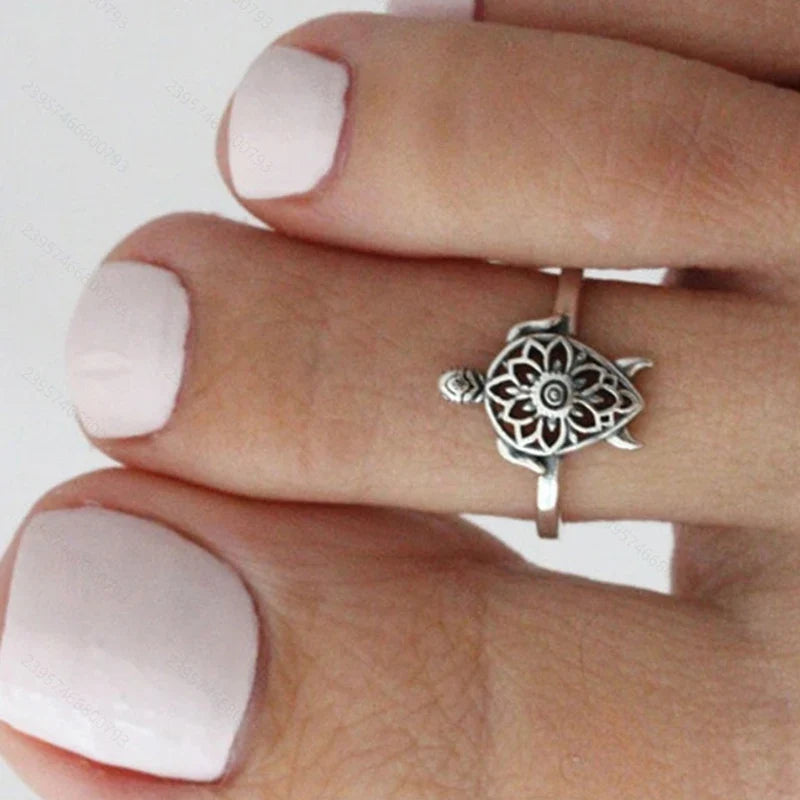 Sea Turtle Adjustable Toe Ring – Boho Beach Jewelry for Women
