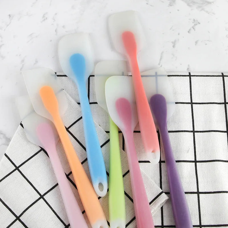 Heat-Resistant Silicone Spatula Scraper – Baking Kitchen Tool