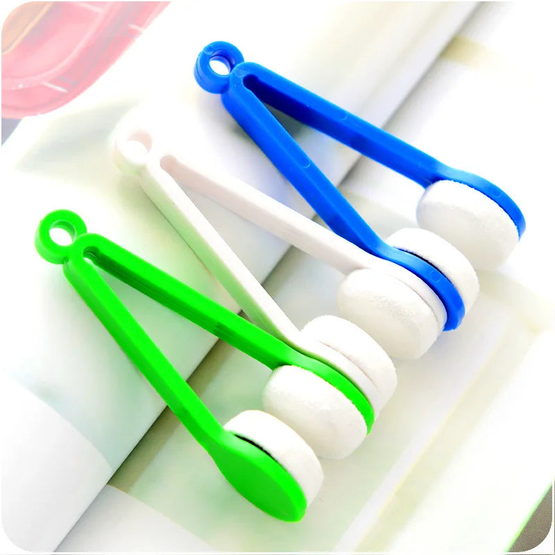 Microfiber Glasses Cleaning Cloth with Clip – Scratch-Free