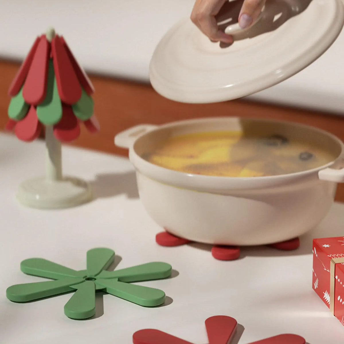 Tree Shape Trivet Anti Scald Foldable Silicone Trivets Dishes Heat