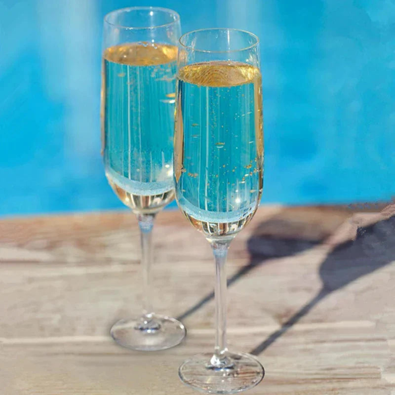 150ml Disposable Plastic Champagne Flutes for Weddings & Parties