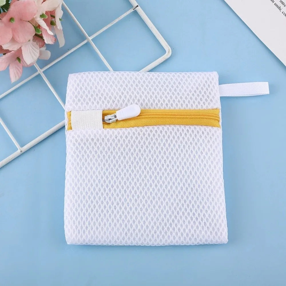 Mesh Laundry Bags with Zipper – Reusable Polyester Pouches 3 Pack