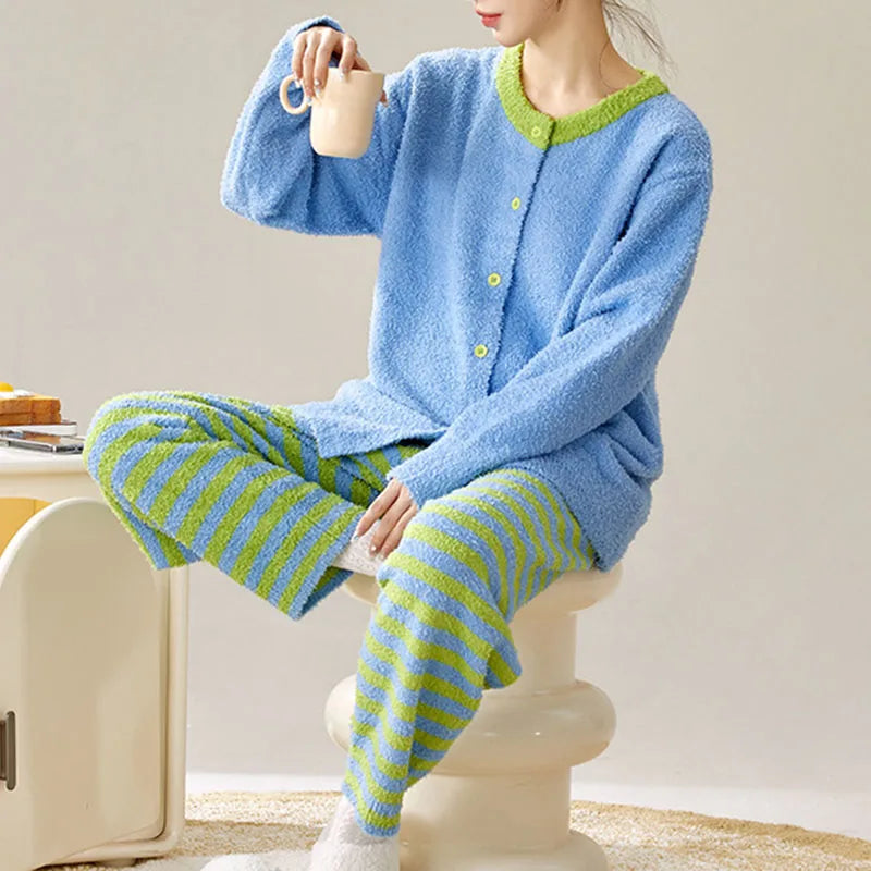 Women's Fleece Striped Pajama Set – Soft 2-Piece Winter Loungewear