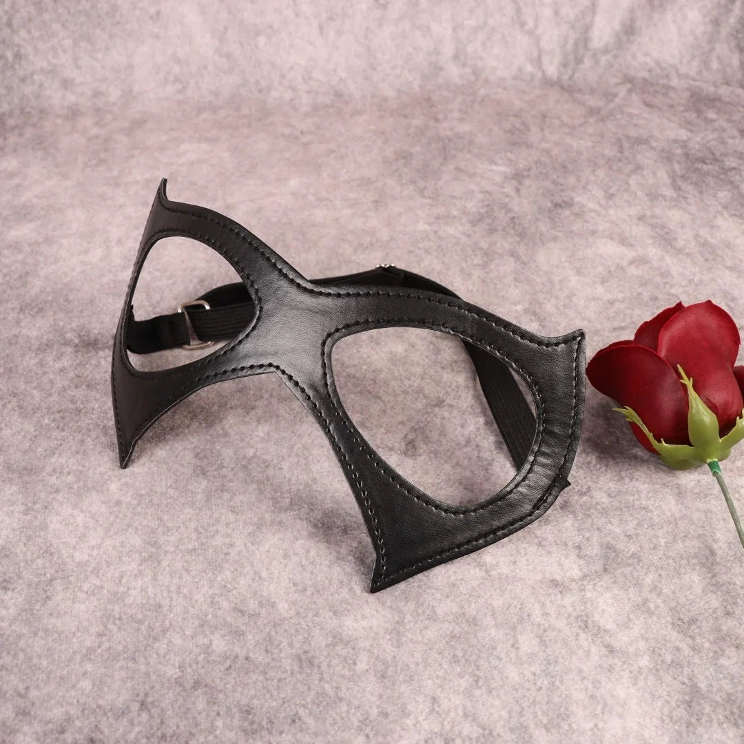 Half Face Cat Eye Costume Mask Woman Black Leather Masquerade