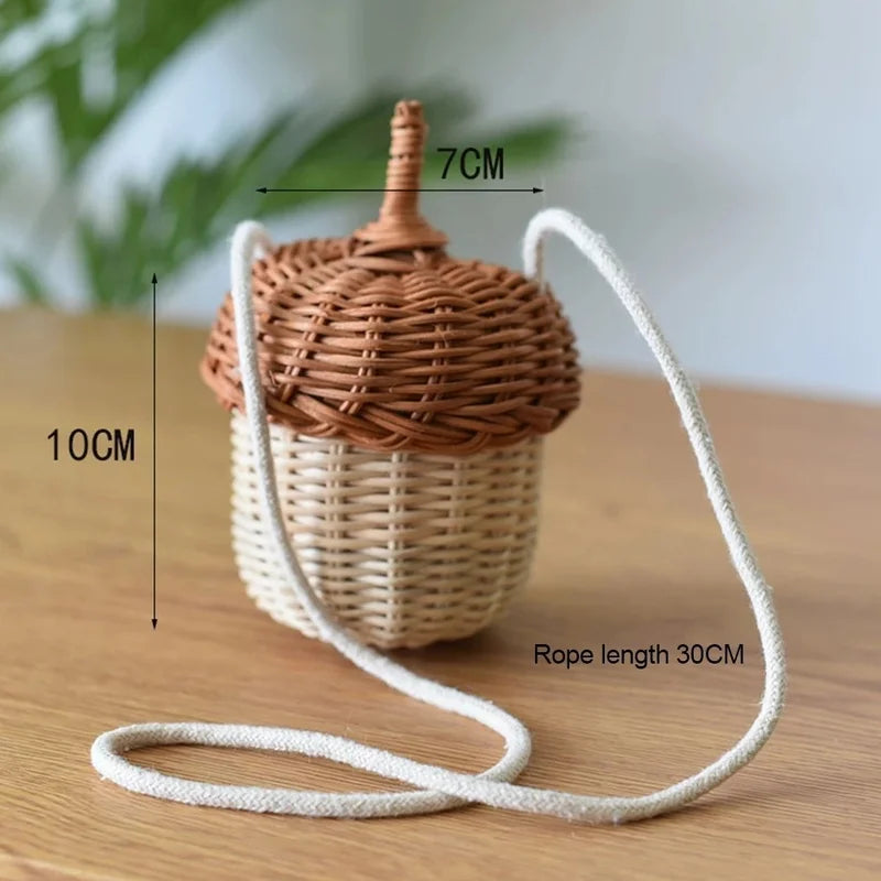 Retro Rattan Woven Storage Basket – Portable Handheld Organizer