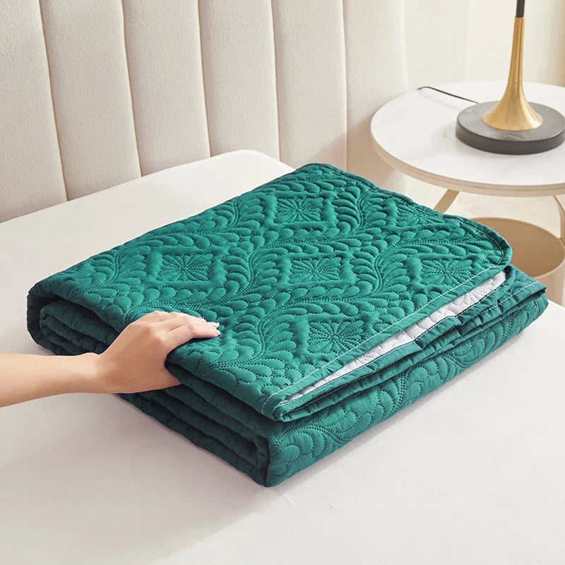 Waterproof Pet Blanket Couch Cover – Non-Slip Dog & Cat Protector