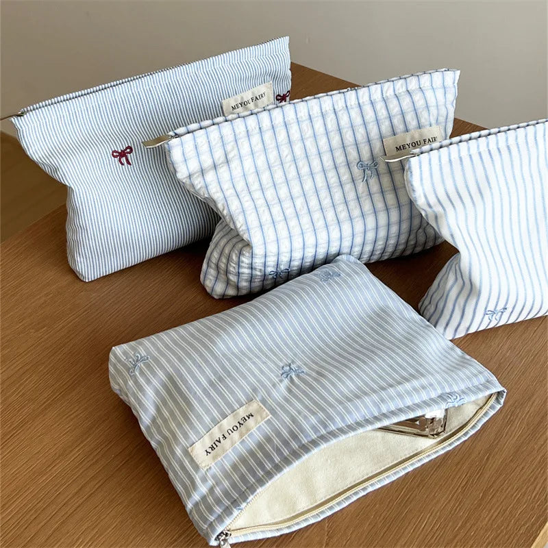 Fashion Women Bow Stripe Makeup Bag Portable Toiletry Lipsticks