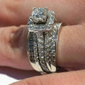 Huitan Women's CZ Wedding Band – Sparkling Cubic Zirconia Ring