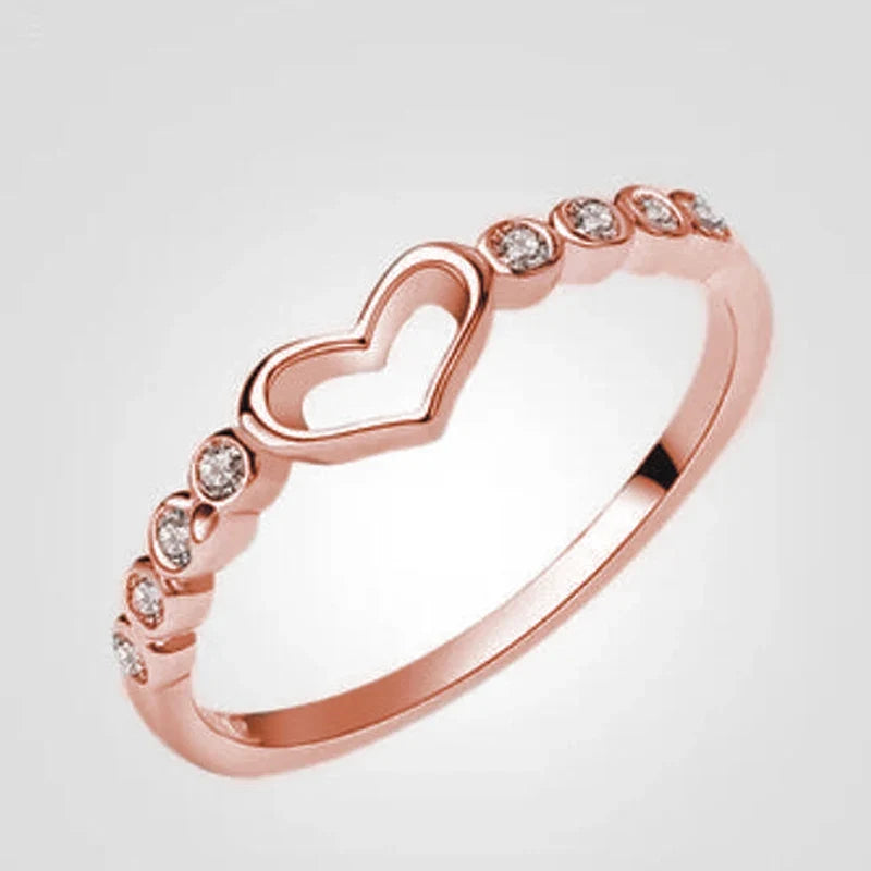 Huitan Hollow Heart Ring – Crystal Cubic Zirconia Bridal Band