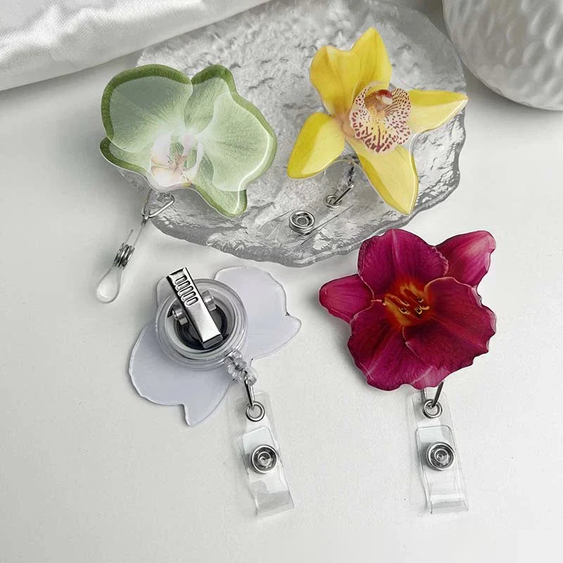Flower Acrylic Bag Charm | Alligator Clip Retractable ID Holder
