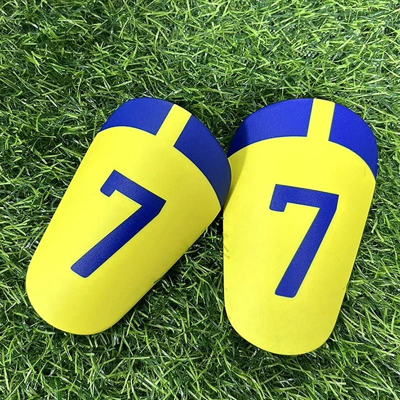 Mini Football Shin Guards – Soccer Leg Protectors, 1 Pair