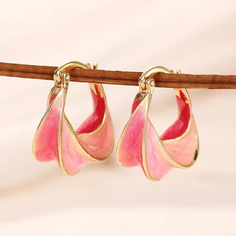 Huitan Wave Enamel Hoop Earrings – Red & Blue Fashion Jewelry