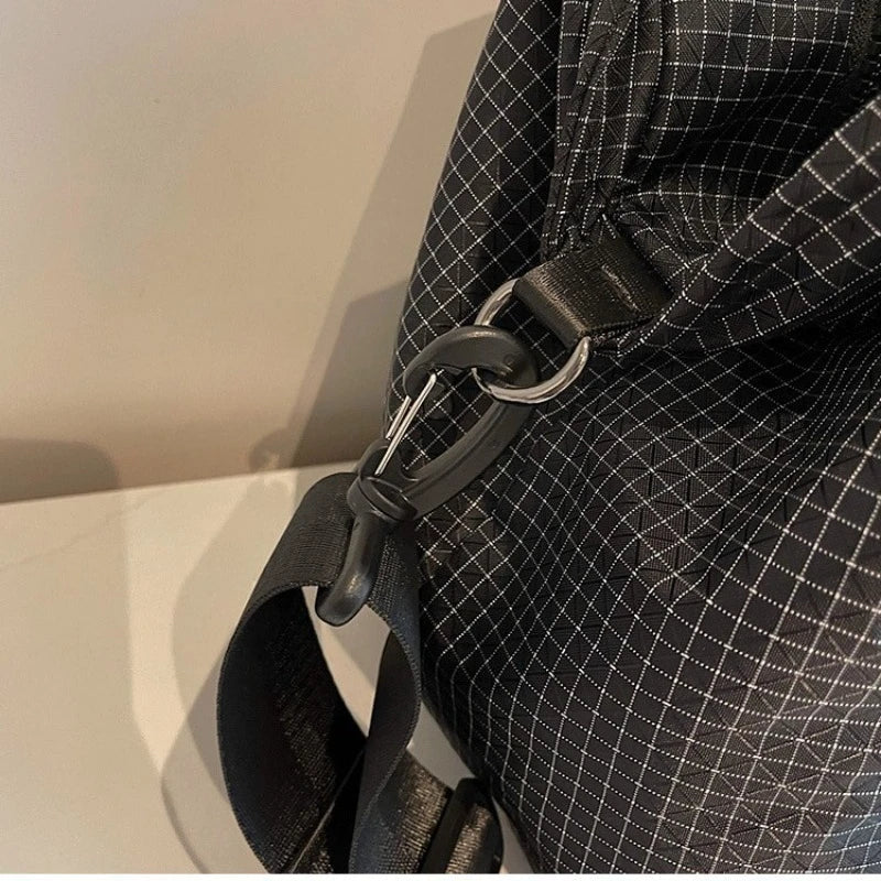 Waterproof Nylon Duffel Bag | Gym & Travel Bag Dry/Wet Separation