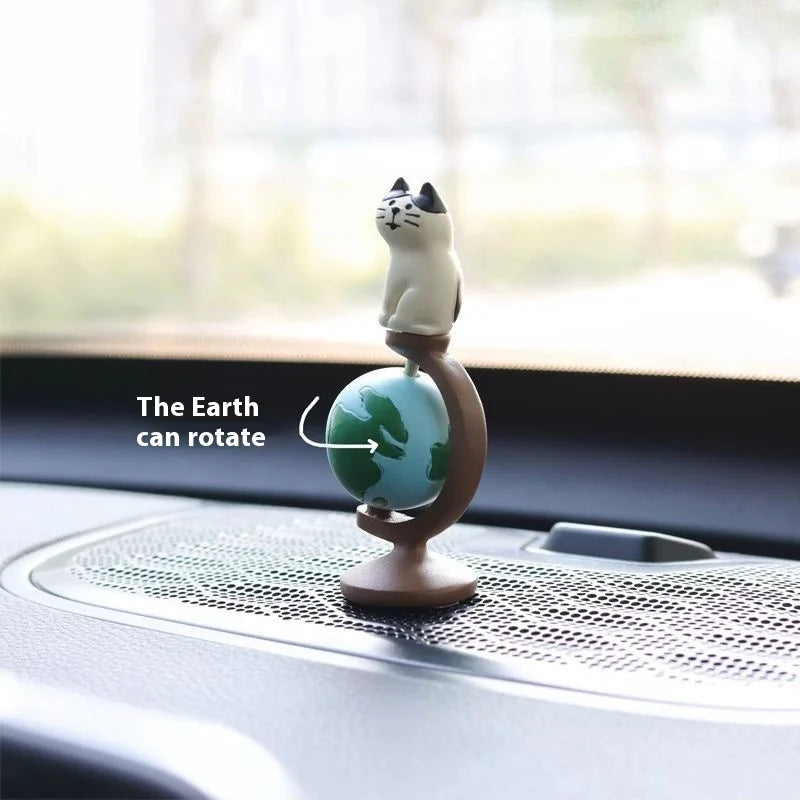 Travel-loving Cat Desktop Globe Small Office Decoration Birthday