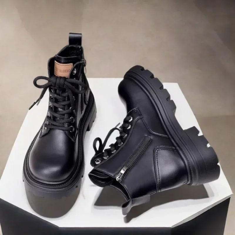 Women's Lace-Up Platform Ankle Boots – Plush Winter Boots