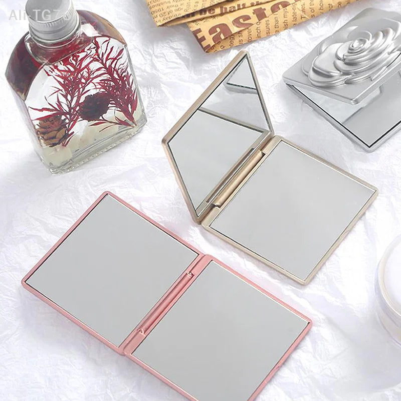 Retro Rose Double-Sided Pocket Compact Mirror | Makeup Tool