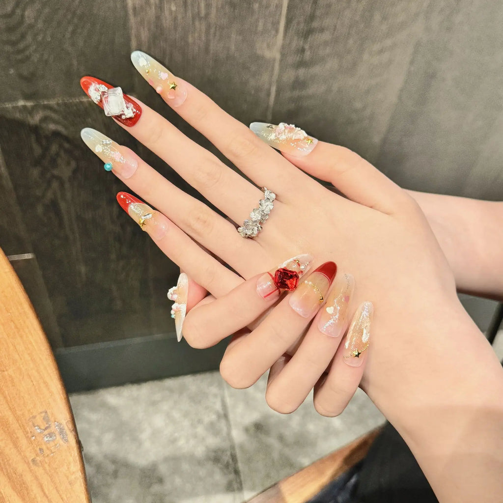Christmas Press On Nails – Gingerbread & Snowflake 10pc Set