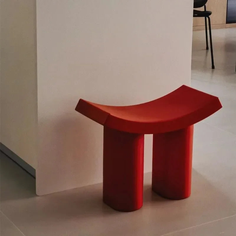 Nordic Minimalist Plastic Low Stool – Modern Home Entry Seat