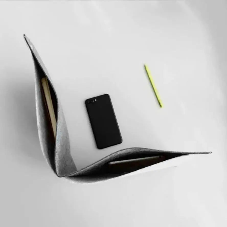 Large Felt Desk Mat – Non-Slip Mouse Pad & Desktop Protector
