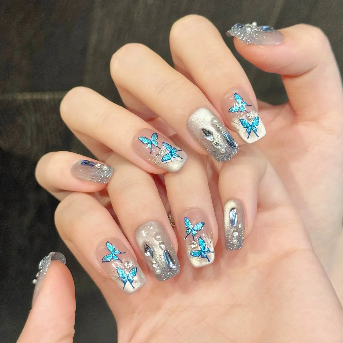 10pcs Glitter Gradient Press On Nails – Sea Blue Butterfly Cat's Eye
