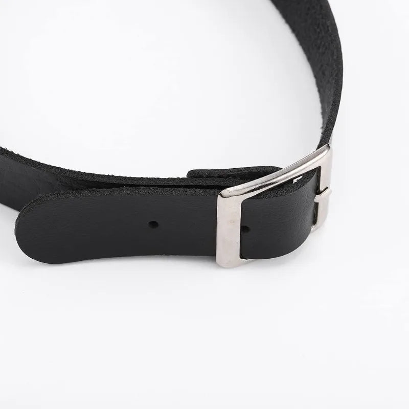 Black Leather O-Ring Choker – Gothic Adjustable Collar Necklace