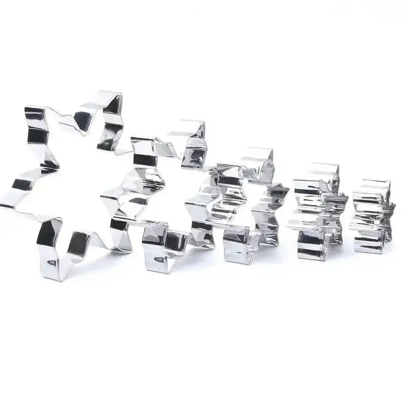 5-Piece Snowflake Cookie Cutters – Stainless Steel Christmas Set