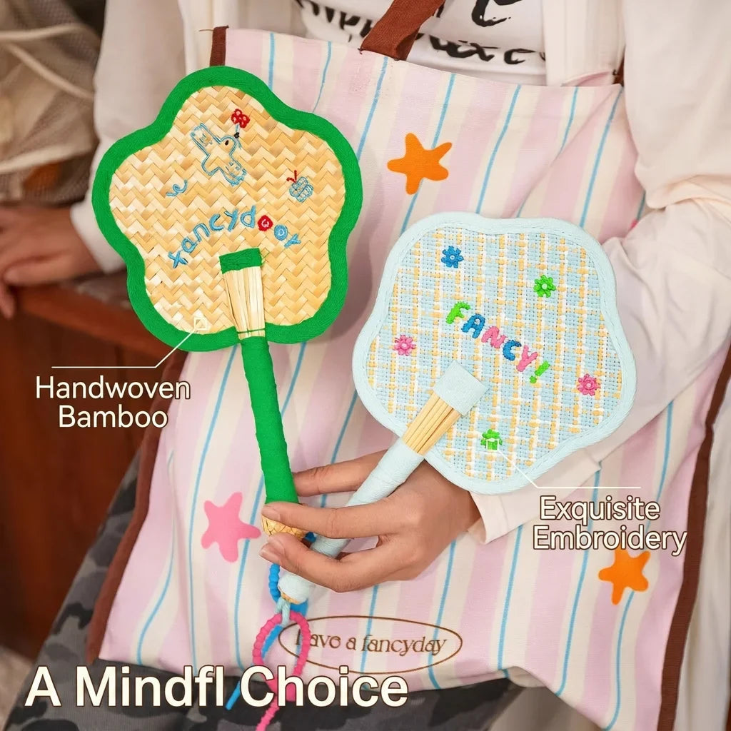 Handmade Manual Straw Hand Fans Flower Shape Handheld Cranked Fan