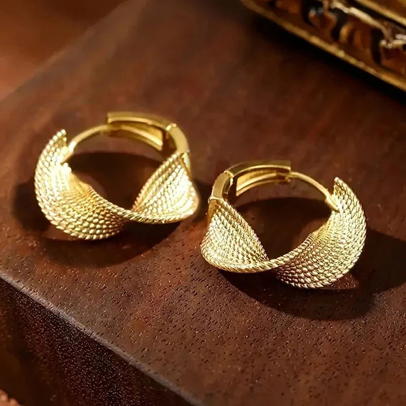 Huitan Twisted Hoop Earrings – Geometric Fashion Jewelry Women
