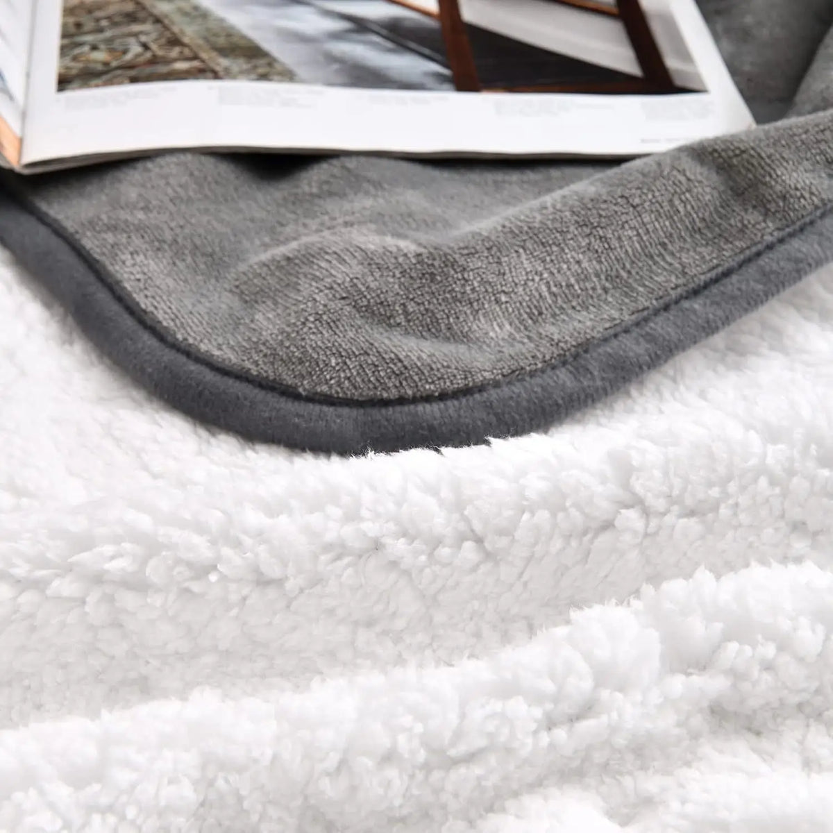 Waterproof Pet Blanket – Couch Protector for Dogs & Cats