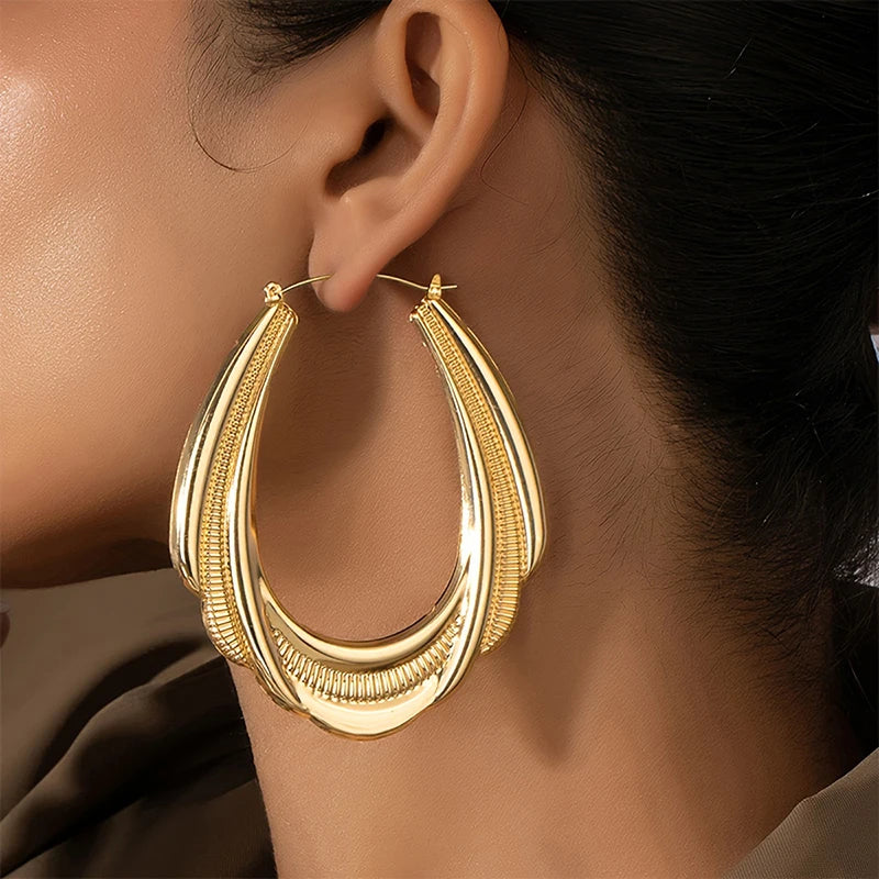 Huitan Textured Hoop Earrings – Geometric Women's Fashion Jewelry