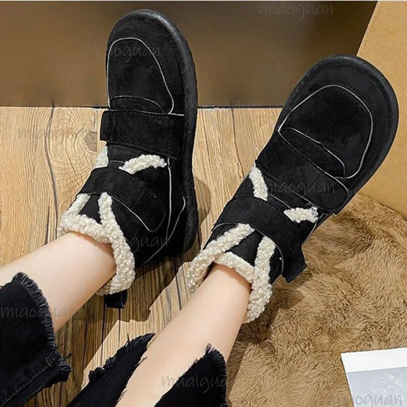 Women's Faux Suede Snow Boots – Fur-Lined Flat Ankle Booties