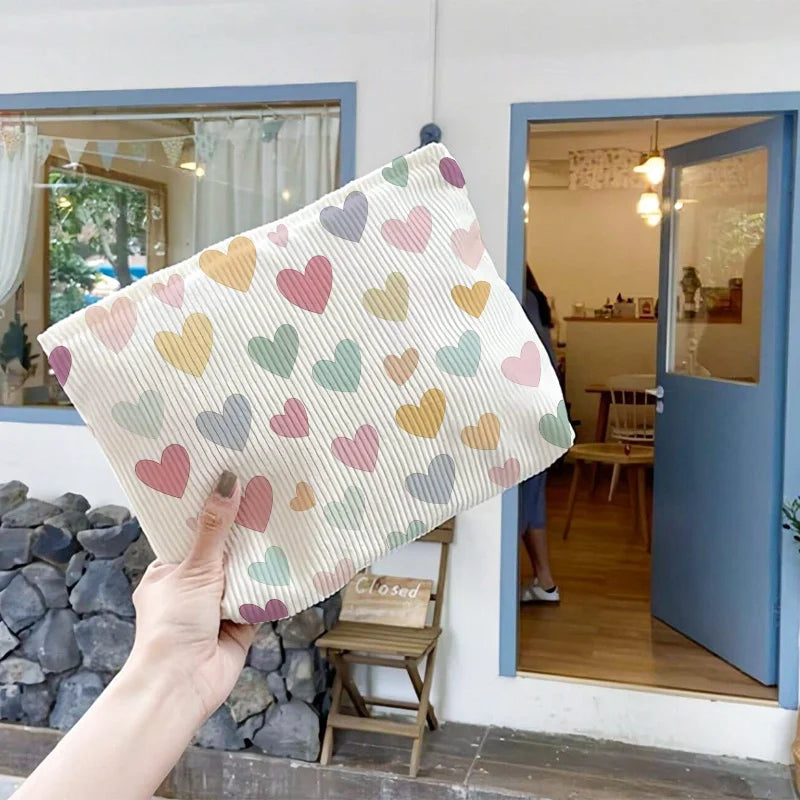 Portable Velvet Makeup Bag Colorful Heart-patterned Providing Women