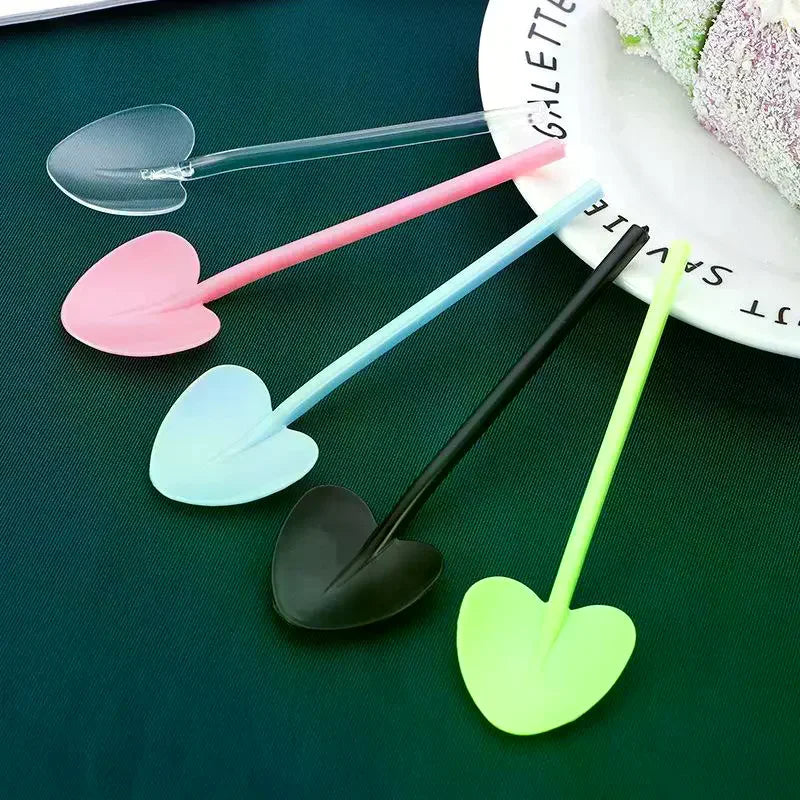 Heart Shape Disposable Spoons Colorful Long Handle Dessert Ice Cream