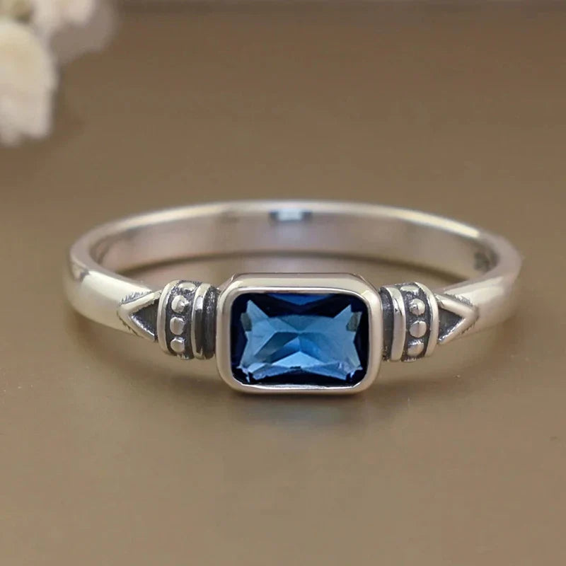 Huitan Vintage Blue CZ Ring – Women's Elegant Fashion Jewelry