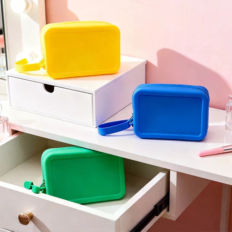 Silicone Travel Makeup Bag – Organizer, Coin Wallet & Key Pouch