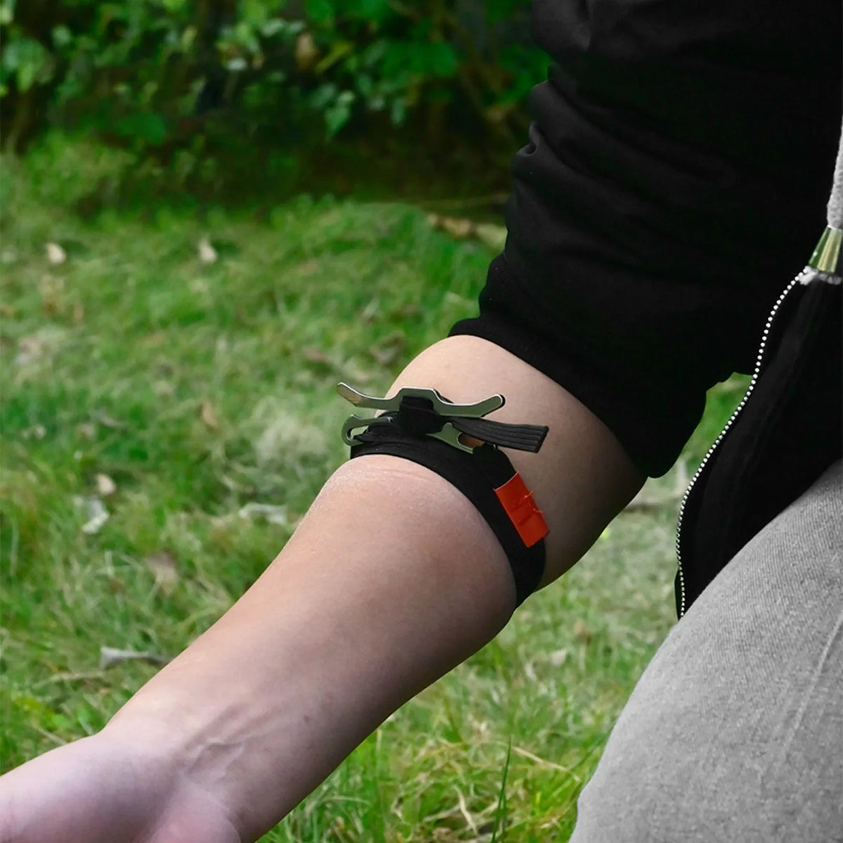 One-Hand Quick-Release Tourniquet MOLLE Adapter & QLS Kit
