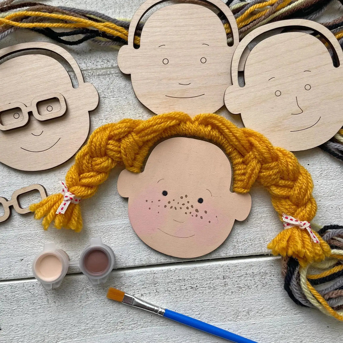 Make a Face Self-Portrait Craft Kit – Diversity Art for Kids