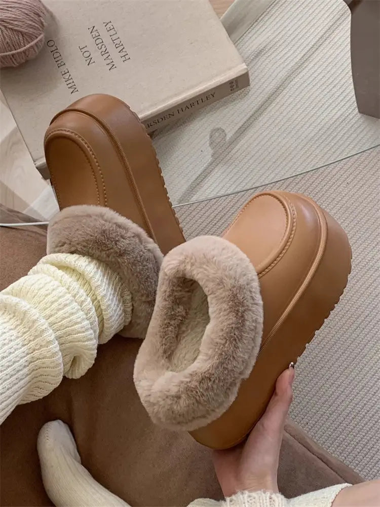 Women's Faux Fur Plush Mule Slippers – Cozy Winter House Shoes