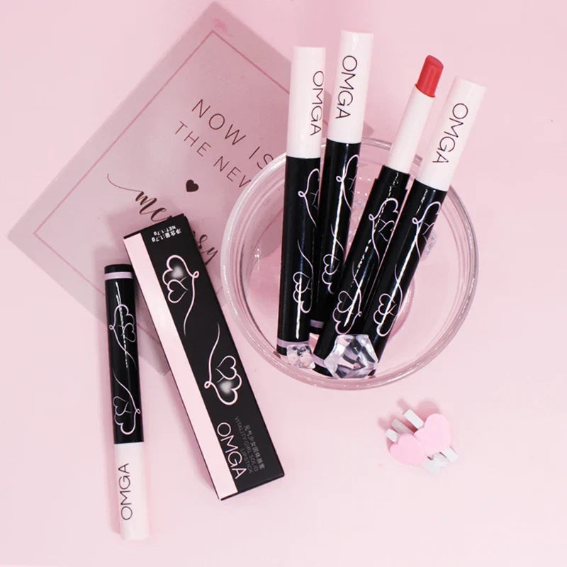Solid Lip Gloss – Long-Lasting Moisturizing Non-Stick Formula