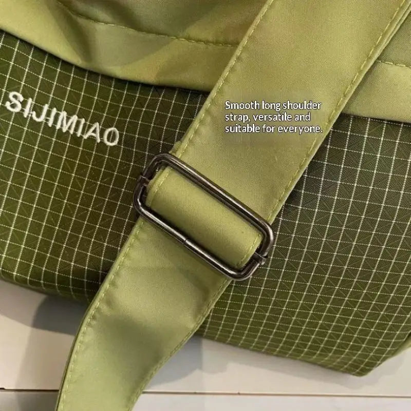 Lightweight Travel Duffel Bag – Gym, Sports & Weekend Use