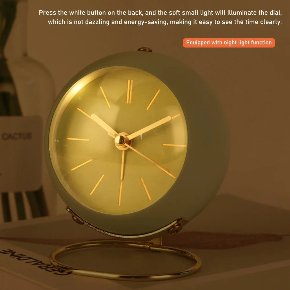 Silent Analog Alarm Clock with Night Light – Compact & Portable