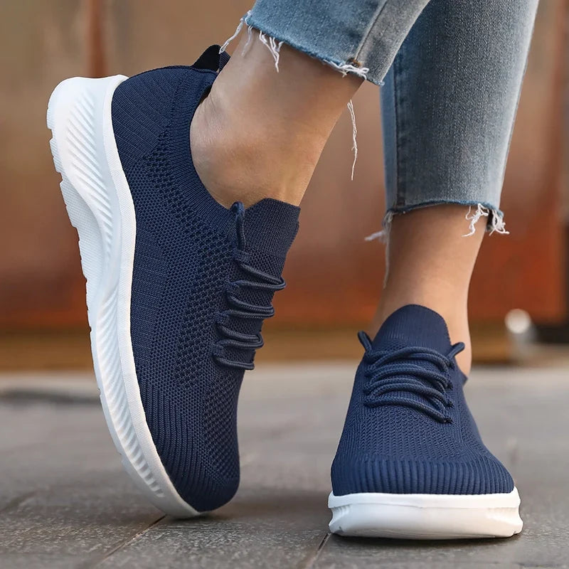 DQTBE Barefoot Wide Toe Box Slip-On Mesh Shoes Men & Women