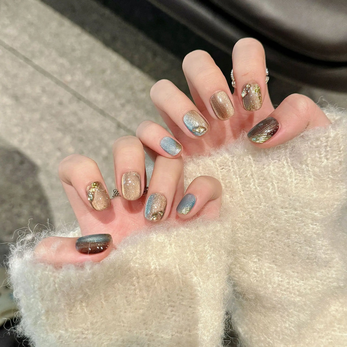 Short Press-On Nails | Blue Brown Cat Eye & Rhinestone Set