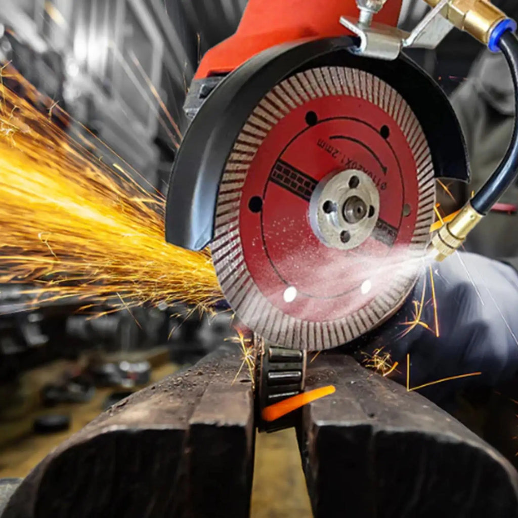 Angle Grinder Misting Water Sprayer – 2-Mode Coolant Tool