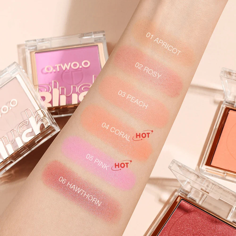 O.TWO.O 6-Color Mineral Blush Palette – Matte & Shimmer Powder